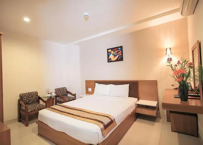 Valentine Luxury Hotel - 31 Bui Vien Street